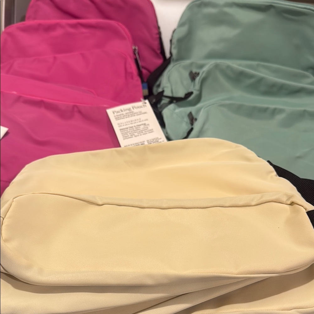 Stylish Women's Packing Pouch in Pink, Mint, and Cream